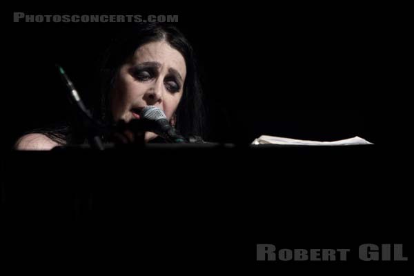 DIAMANDA GALAS - 2010-06-04 - PARIS - Espace Charlie Parker - Grande Halle - 